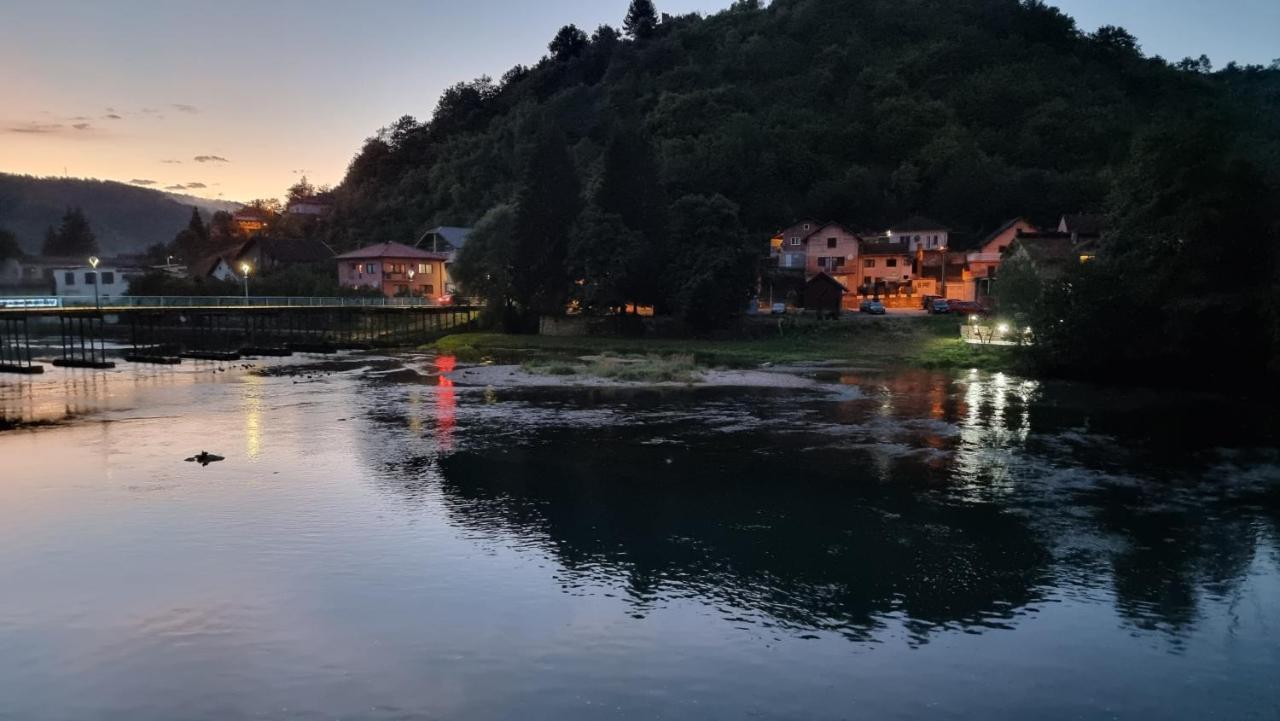 Holiday Home Sajra Kulen Vakuf Zewnętrze zdjęcie