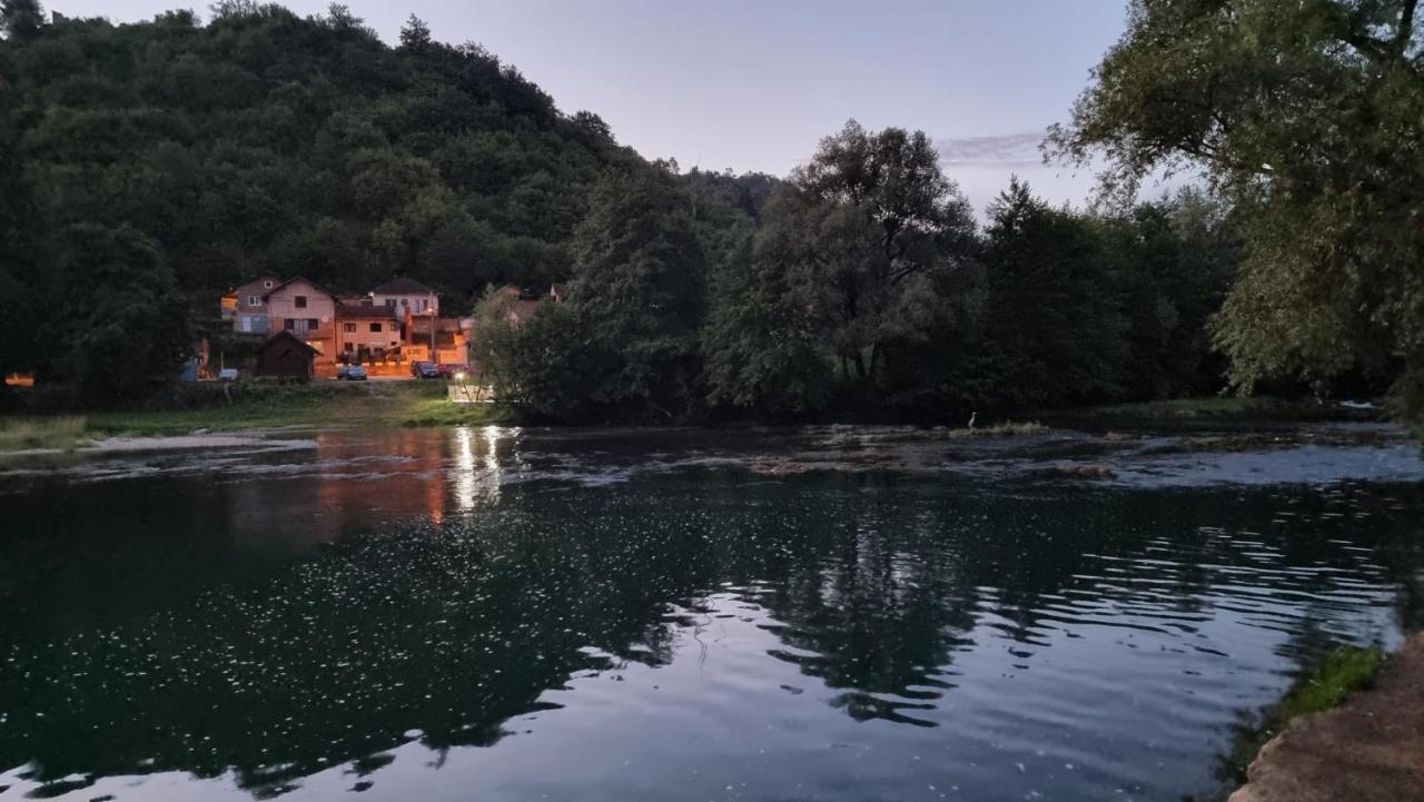 Holiday Home Sajra Kulen Vakuf Zewnętrze zdjęcie